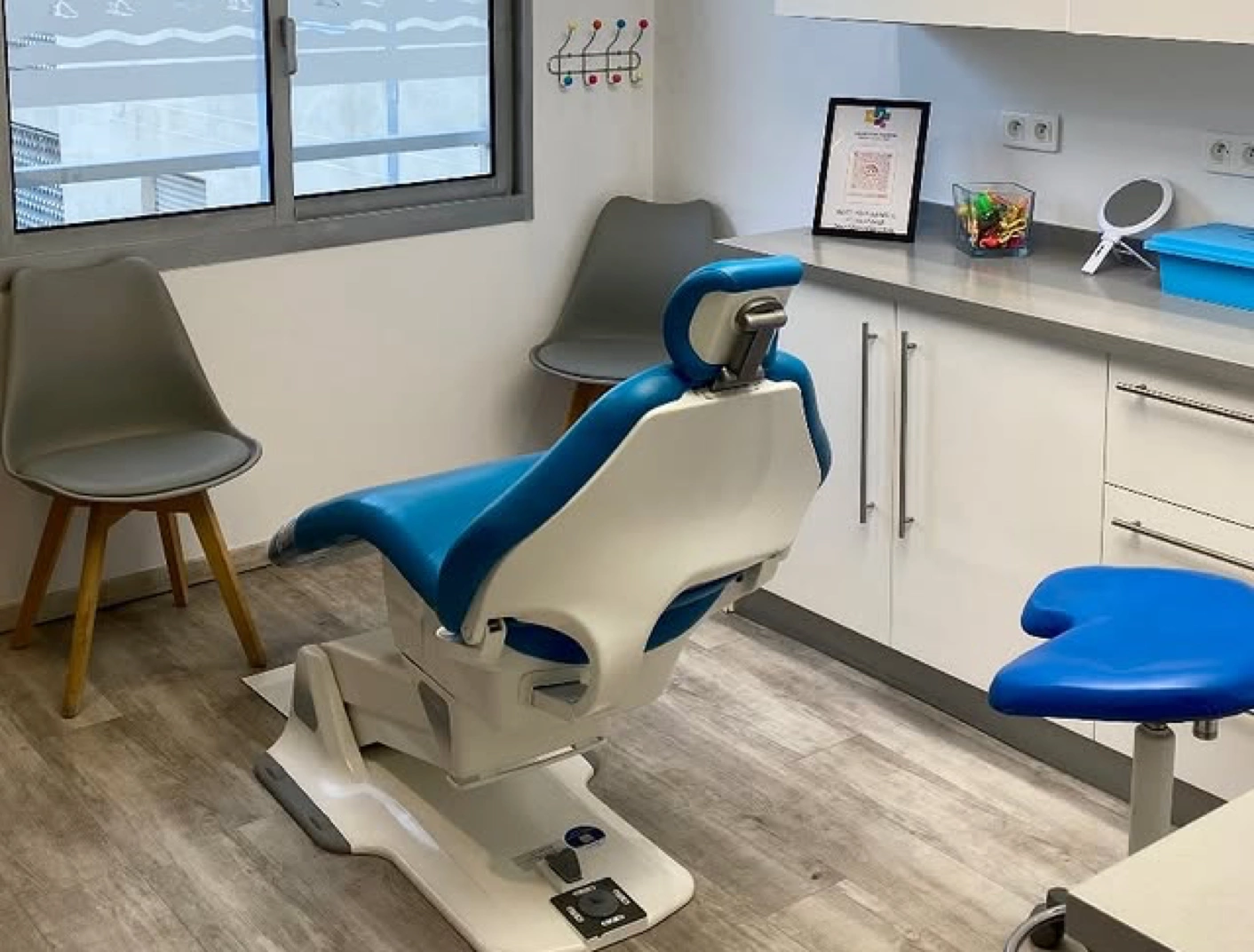 Salle de soins cabinet orthodontie Dr Tabet